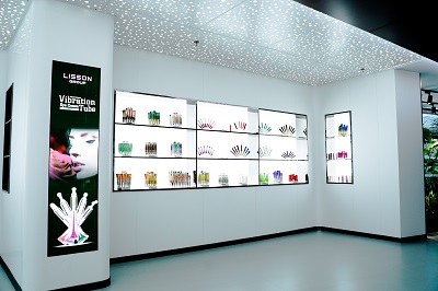 Showroom 2